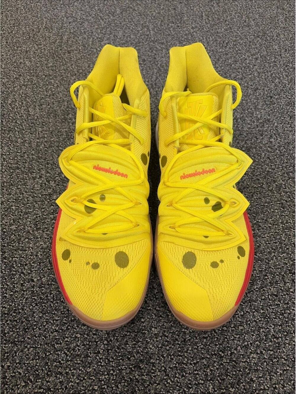 Size 13 - SpongeBob SquarePants x Nike Kyrie 5 SpongeBob